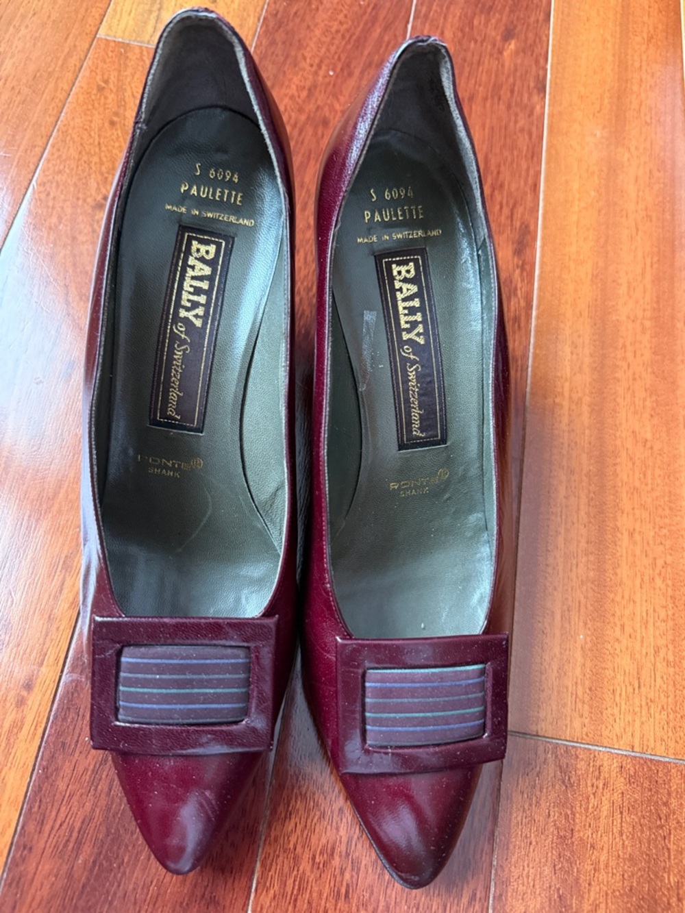 Bally Burgundy Pointed-Toe Leather Pumps with Front Strap as light as a 🪶